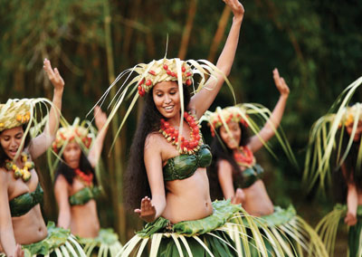 Danses tahitiennes traditionnelles – miraculées de l’histoire